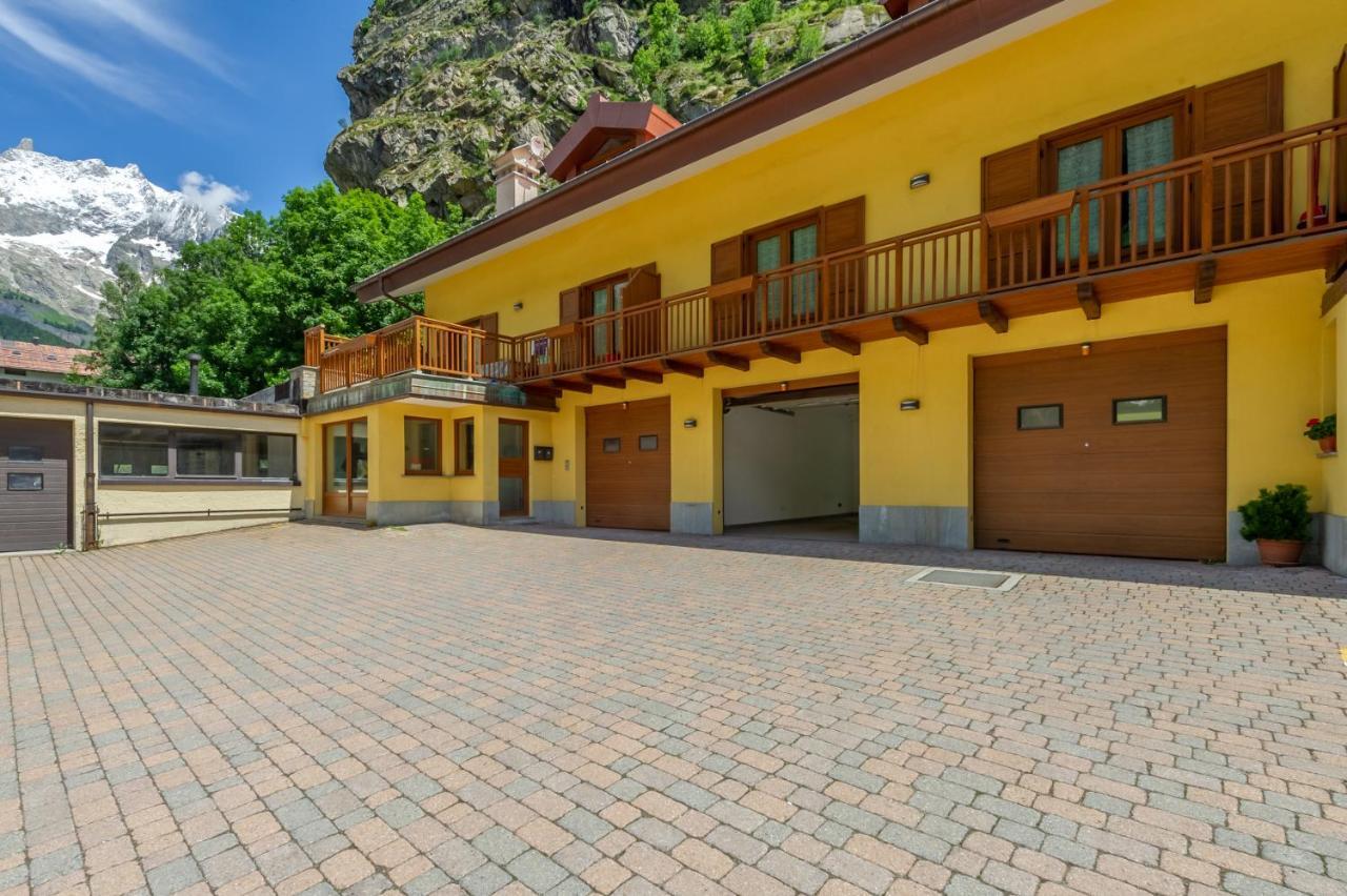 Casa Jasmine - Cir Vda Courmayeur 0154 Esterno foto